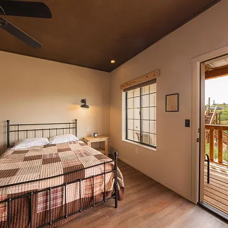 Miners Cabin #2 - King Bed - Accessible Room - Private Balcony Tombstone Exterior foto