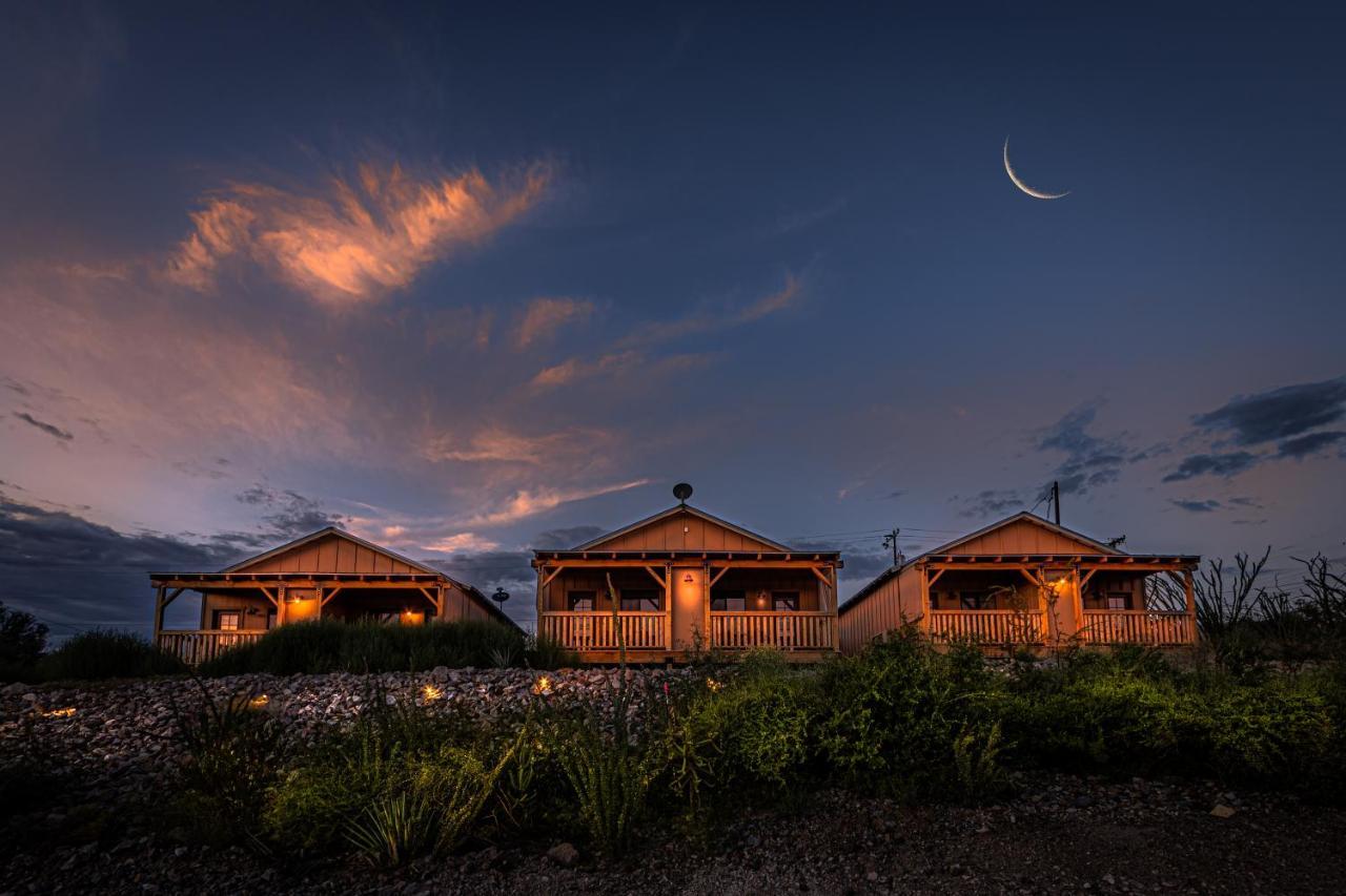 Chalet Miners #2 - King Bed - Accessible - Private Balcony *